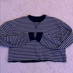 Brandy Melville cropped sweater